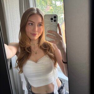 Meet your Posher, Arlyne